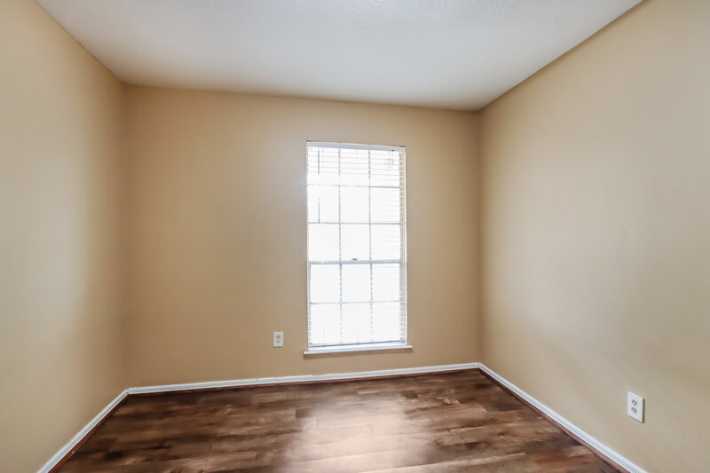 1,670/Mo, 7742 Alperton Dr Houston, TX 77088 Bedroom View