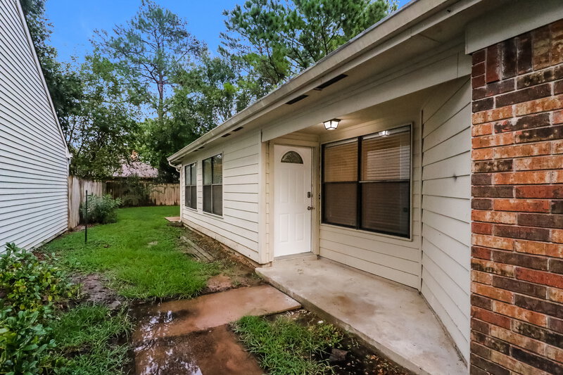 1,815/Mo, 7750 High Village Dr Houston, TX 77095 Front View 2