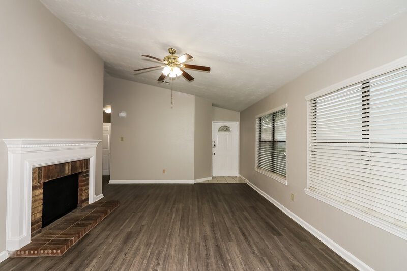 1,815/Mo, 7750 High Village Dr Houston, TX 77095 Living Room View