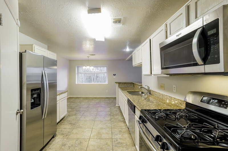 2,670/Mo, 16746 Summer Dawn Ln Houston, TX 77095 Kitchen View 2