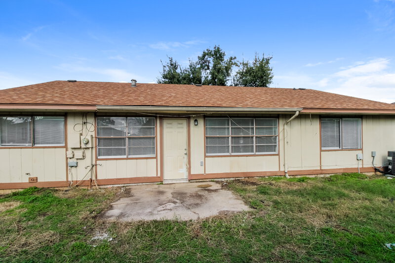 1,760/Mo, 7342 Sonnet Glen Ln Houston, TX 77095 Rear View 2