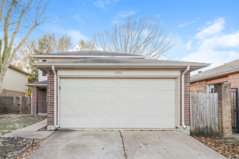 1,780/Mo, 8906 Belle Glen Dr Houston, TX 77099 External View