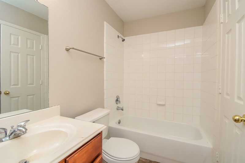 1,755/Mo, 21506 Lovis Way Humble, TX 77338 Bathroom View