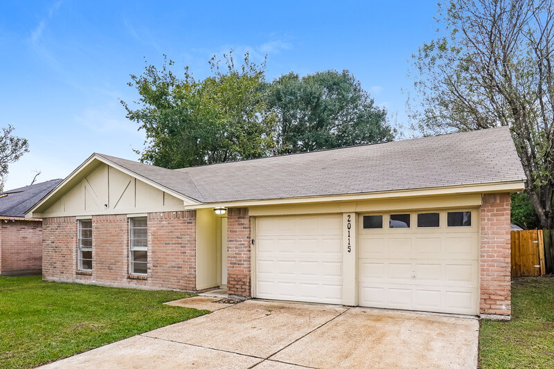 2,150/Mo, 20115 Woodhall Ln Humble, TX 77338 Front View