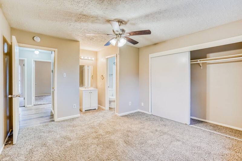 2,150/Mo, 20115 Woodhall Ln Humble, TX 77338 Main Bedroom View 2