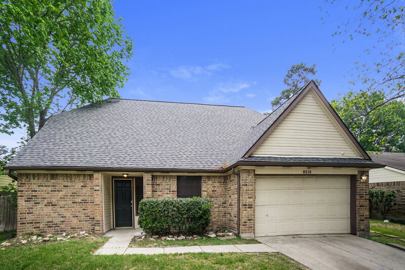 0/Mo, 8215 Burnt Ash Dr Humble, TX 77338 External View