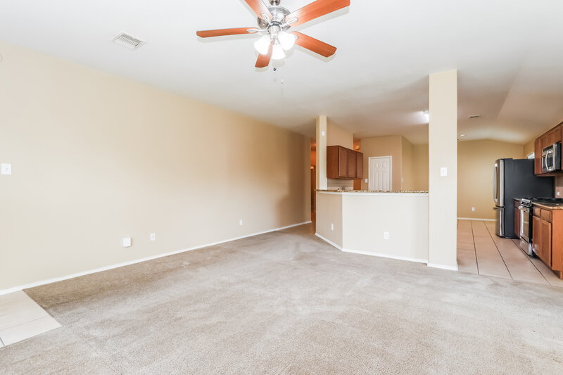 1,750/Mo, 20419 Friesian Trail Humble, TX 77338 Living Room View 2