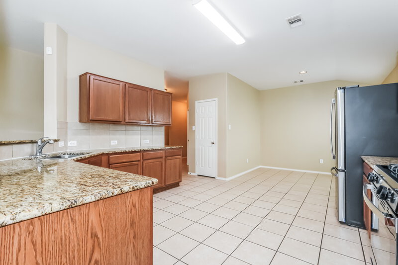 1,750/Mo, 20419 Friesian Trail Humble, TX 77338 Kitchen View 2