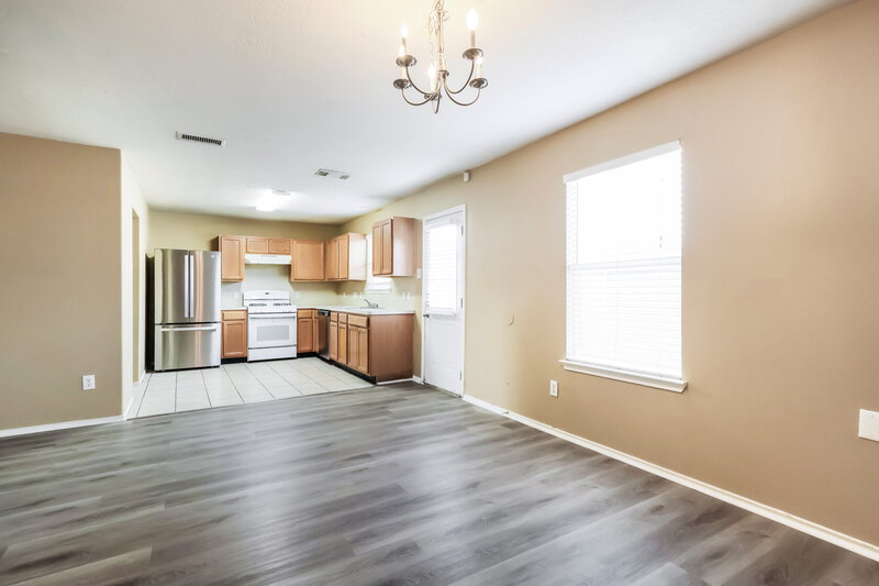 1,800/Mo, 21211 Linden House Ct Humble, TX 77338 Dining Room View 2