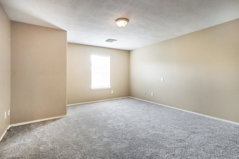 1,800/Mo, 21211 Linden House Ct Humble, TX 77338 Main Bedroom View