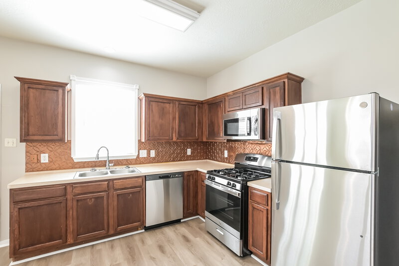 1,810/Mo, 21114 Kenswick Meadows Ct Humble, TX 77338 Kitchen View 2