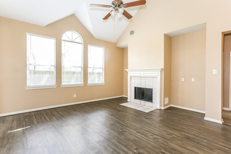 1,850/Mo, 19402 Pinewood Bluff Ln Humble, TX 77346 Misc View