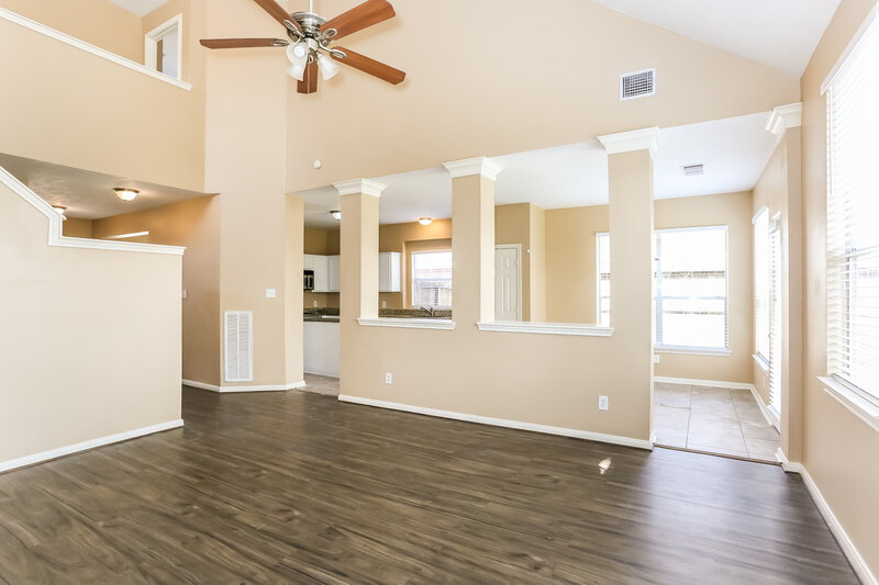 1,850/Mo, 19402 Pinewood Bluff Ln Humble, TX 77346 Misc View 2