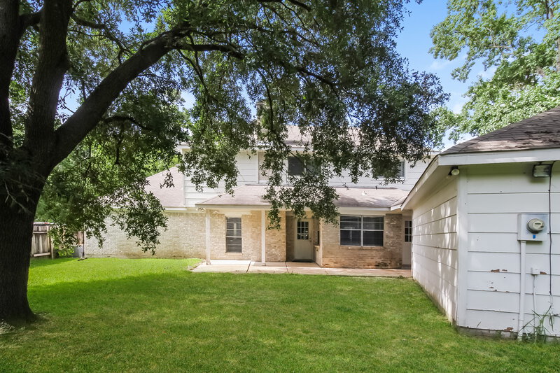 2,635/Mo, 5618 Forest Timbers Dr Humble, TX 77346 Rear View 3