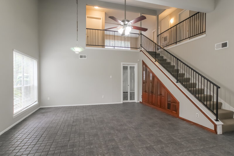 2,440/Mo, 7314 Pine Bower Ct Humble, TX 77346 Family Room View