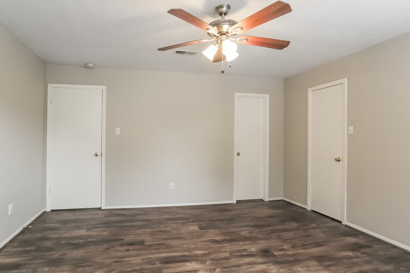 2,440/Mo, 7314 Pine Bower Ct Humble, TX 77346 Main Bedroom View
