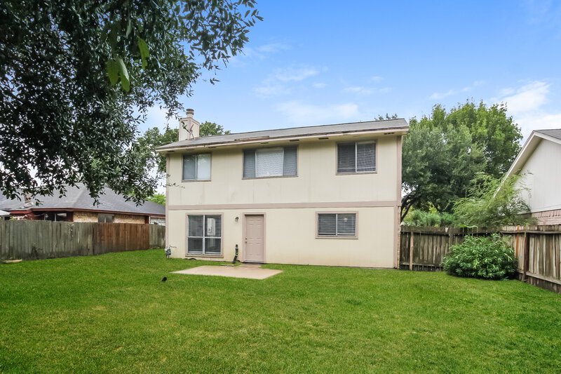 2,440/Mo, 7314 Pine Bower Ct Humble, TX 77346 Rear View