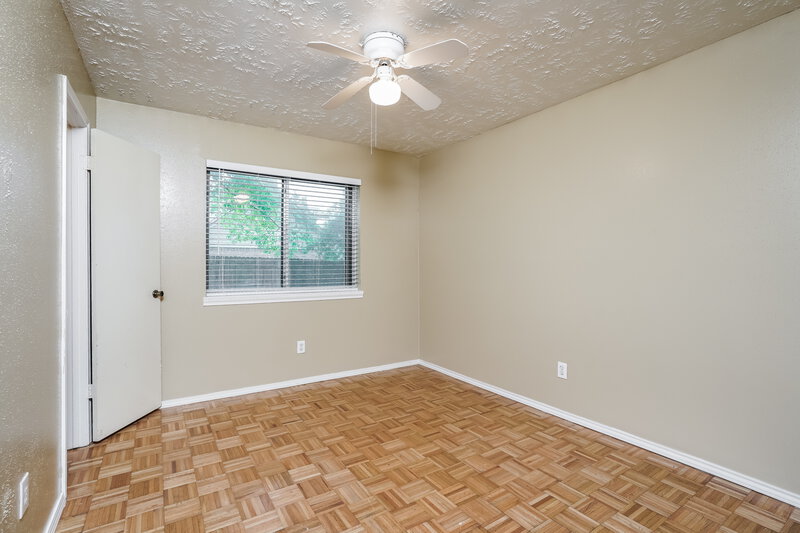 1,890/Mo, 20235 Timber Forest Dr Humble, TX 77346 Bedroom View 2