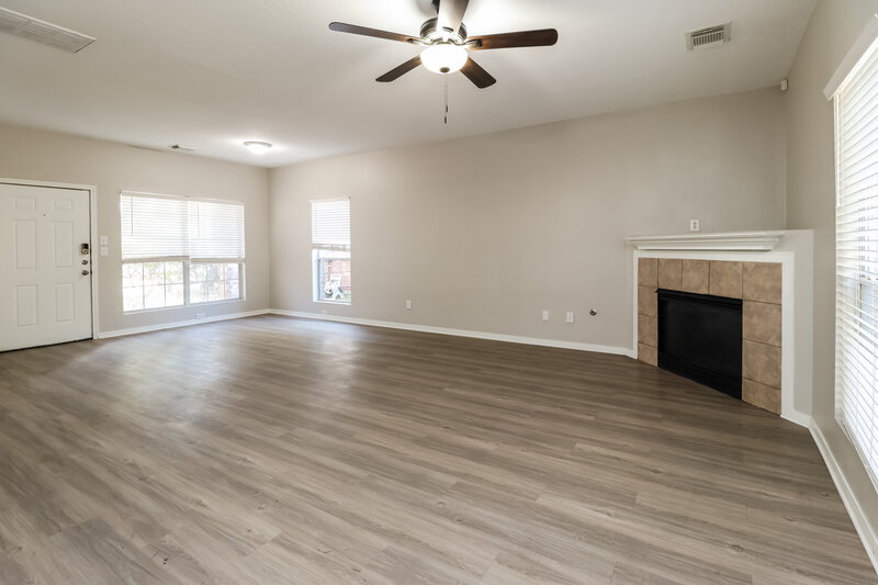 2,215/Mo, 12115 Landsdown Ridge Way Humble, TX 77346 Living Room View 3