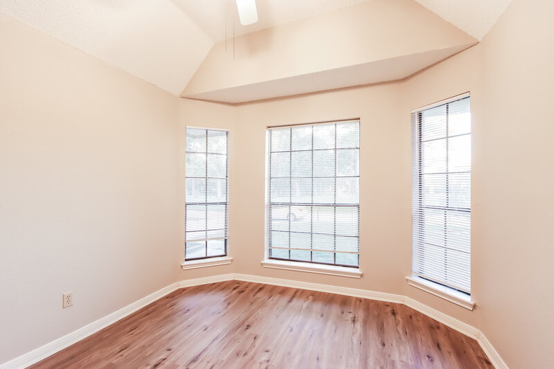 1,755/Mo, 19511 Atascocita Shores Dr Humble, TX 77346 Breakfast Nook View