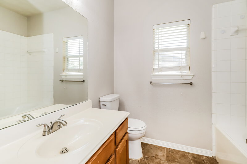 1,710/Mo, 5238 Sherilynn Dr Spring, TX 77373 Main Bathroom View