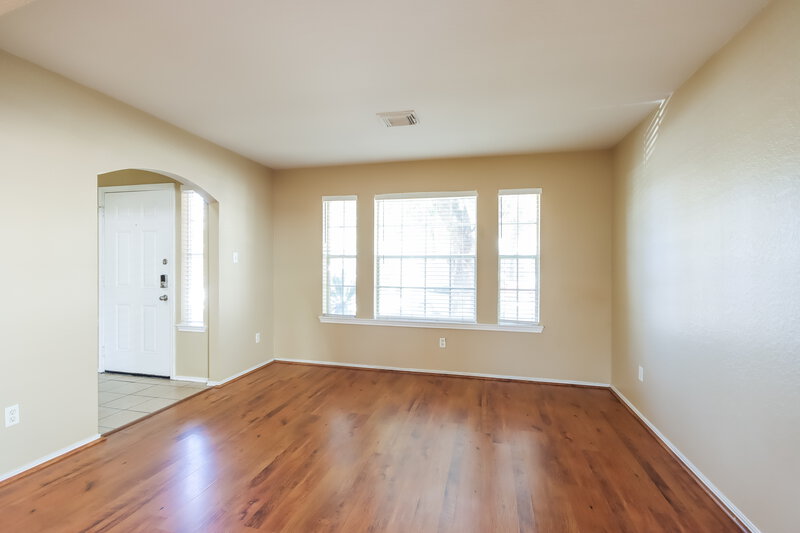 1,900/Mo, 2610 Heatherknoll Dr Spring, TX 77373 Sitting Room View