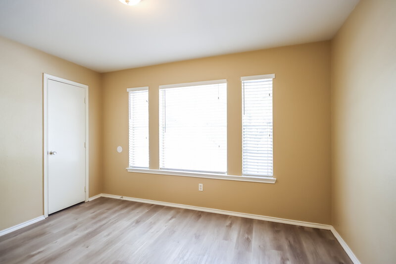 1,900/Mo, 2610 Heatherknoll Dr Spring, TX 77373 Bedroom View 2