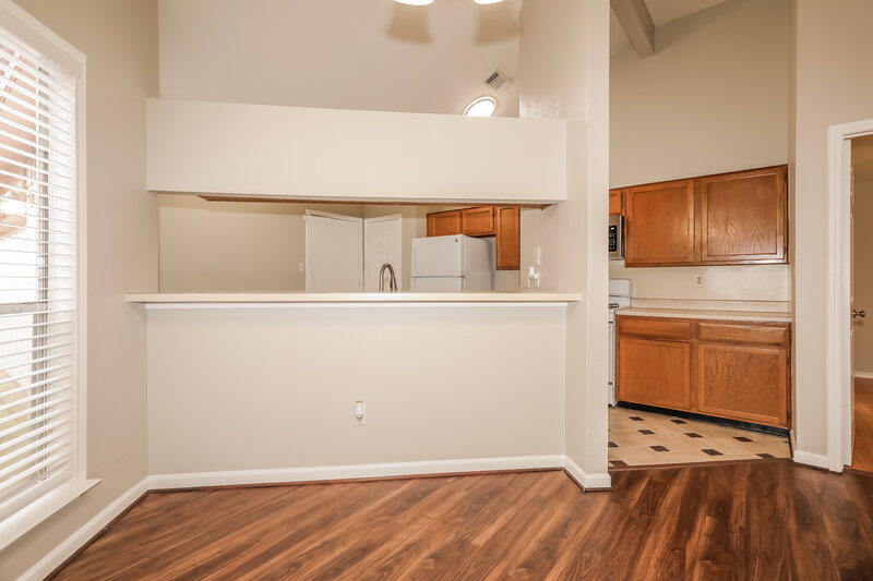 0/Mo, 2502 Loyanne Dr Spring, TX 77373 Dining Room View