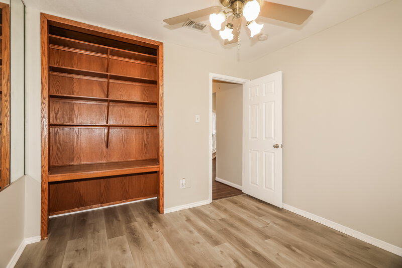 0/Mo, 2502 Loyanne Dr Spring, TX 77373 Bedroom View 4
