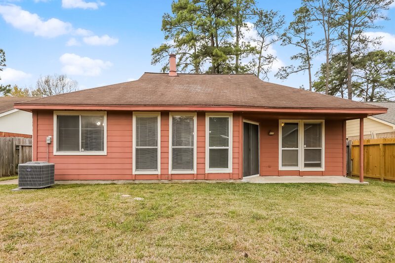 0/Mo, 2502 Loyanne Dr Spring, TX 77373 Rear View