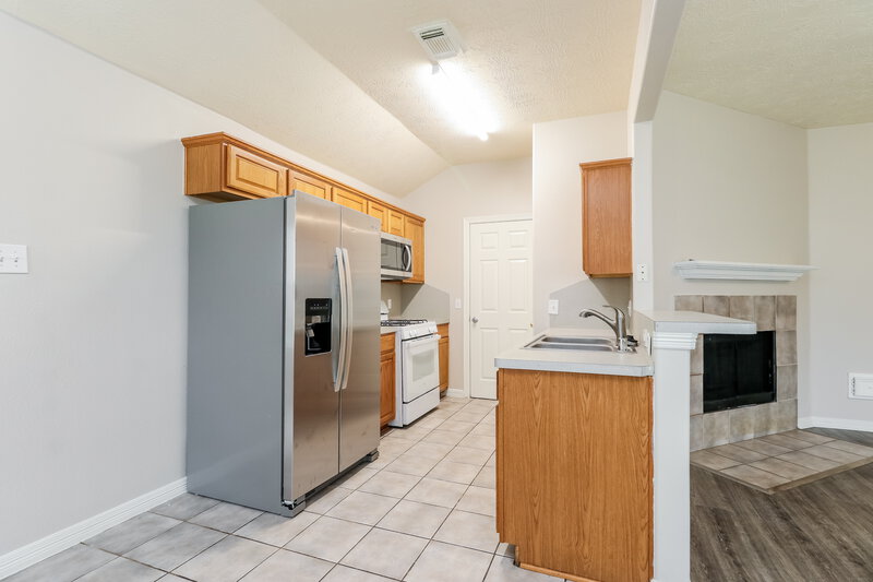 1,780/Mo, 4915 Tealgate Dr Spring, TX 77373 Kitchen View 2