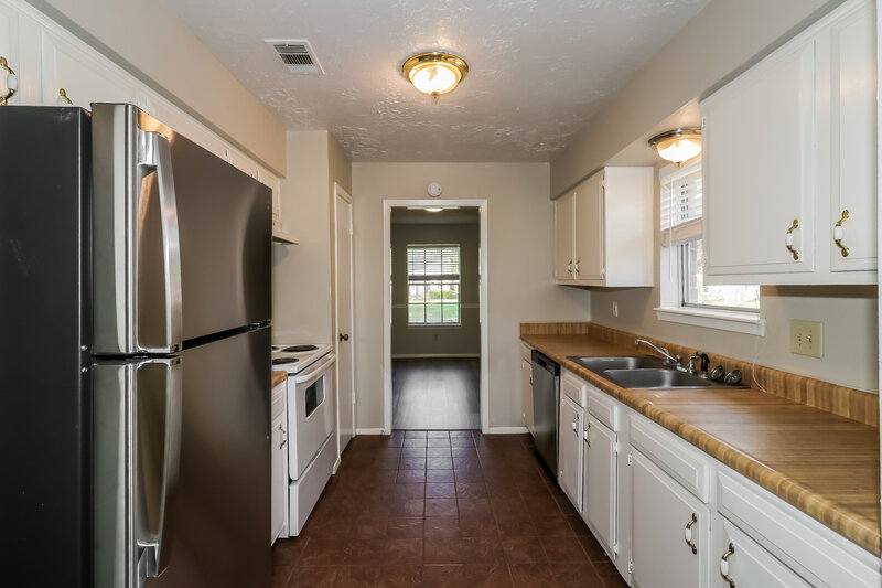 1,505/Mo, 4322 Enchantedgate Dr Spring, TX 77373 Kitchen View 2