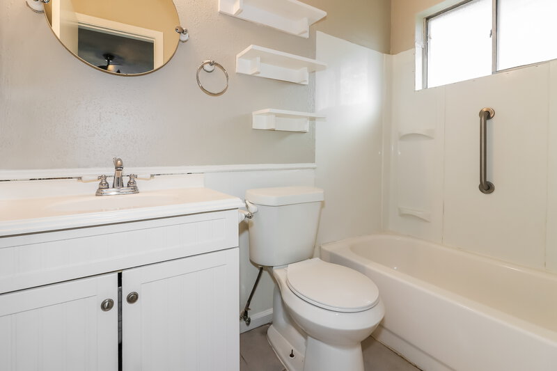 1,505/Mo, 4322 Enchantedgate Dr Spring, TX 77373 Main Bathroom View