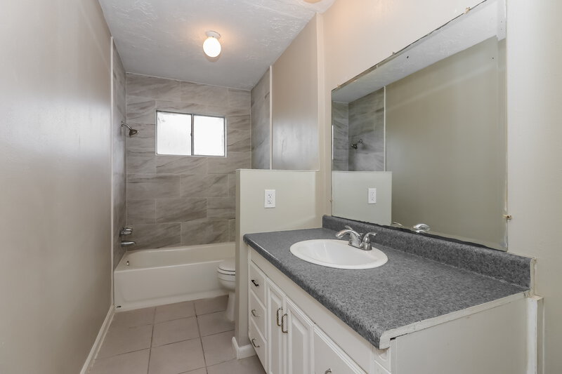 1,505/Mo, 4322 Enchantedgate Dr Spring, TX 77373 Bathroom View