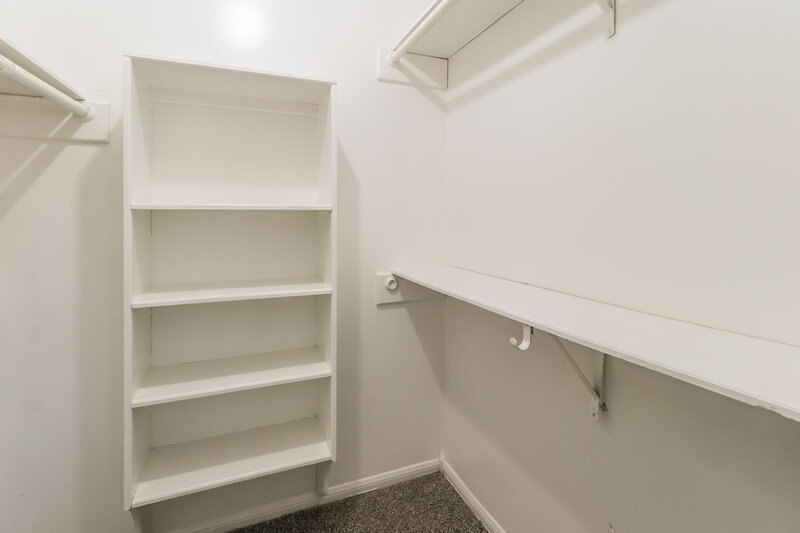 1,575/Mo, 4714 Glendower Dr Spring, TX 77373 Walk In Closet View