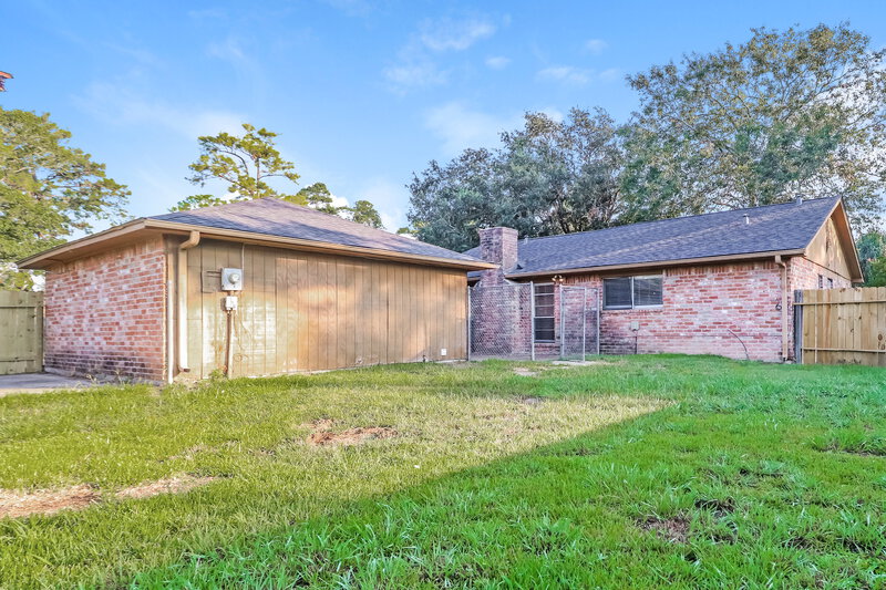 1,575/Mo, 4714 Glendower Dr Spring, TX 77373 Rear View