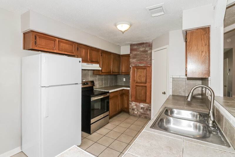1,555/Mo, 23127 Briarcreek Blvd Spring, TX 77373 Kitchen View