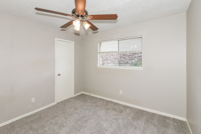 1,555/Mo, 23127 Briarcreek Blvd Spring, TX 77373 Bedroom View 2