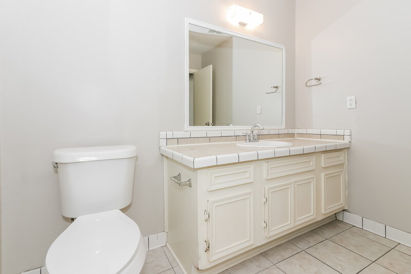 1,555/Mo, 23127 Briarcreek Blvd Spring, TX 77373 Bathroom View