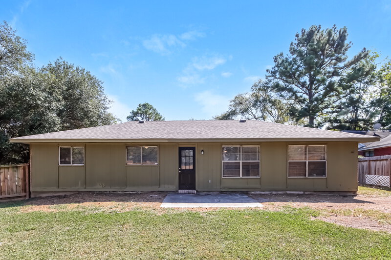1,660/Mo, 6115 Fallengate Dr Spring, TX 77373 Rear View