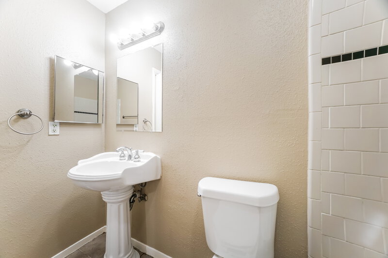 1,710/Mo, 4614 Tealgate Dr Spring, TX 77373 Main Bathroom View 2