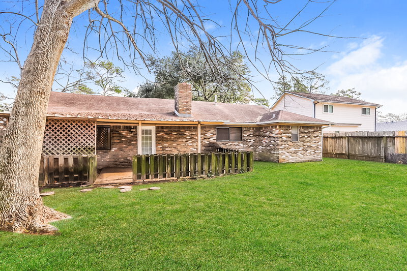1,855/Mo, 23331 Bayleaf Dr Spring, TX 77373 Rear View 4
