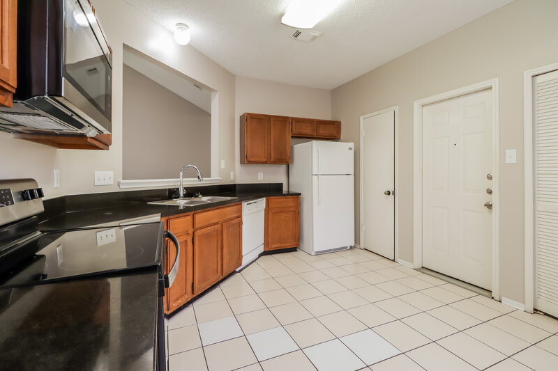 1,675/Mo, 22919 Pebworth Pl Spring, TX 77373 Kitchen View