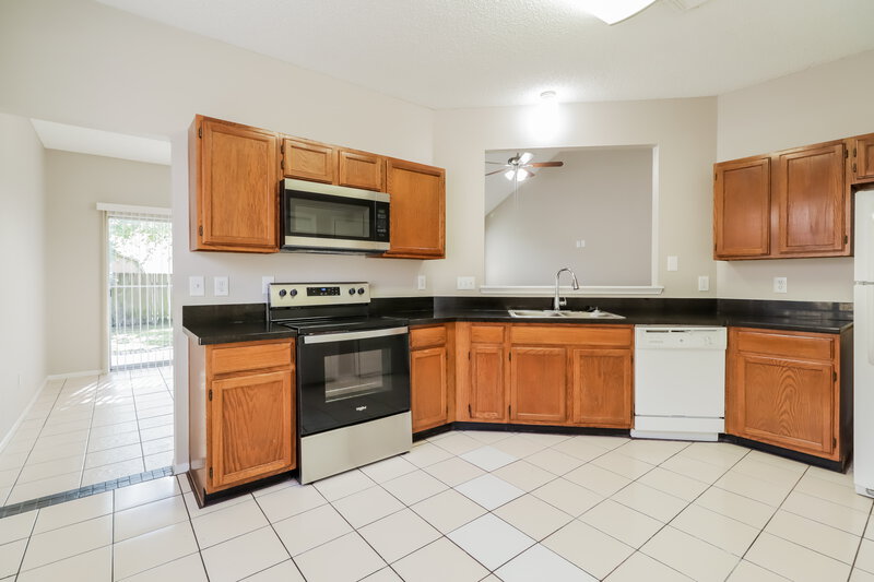 1,675/Mo, 22919 Pebworth Pl Spring, TX 77373 Kitchen View 2