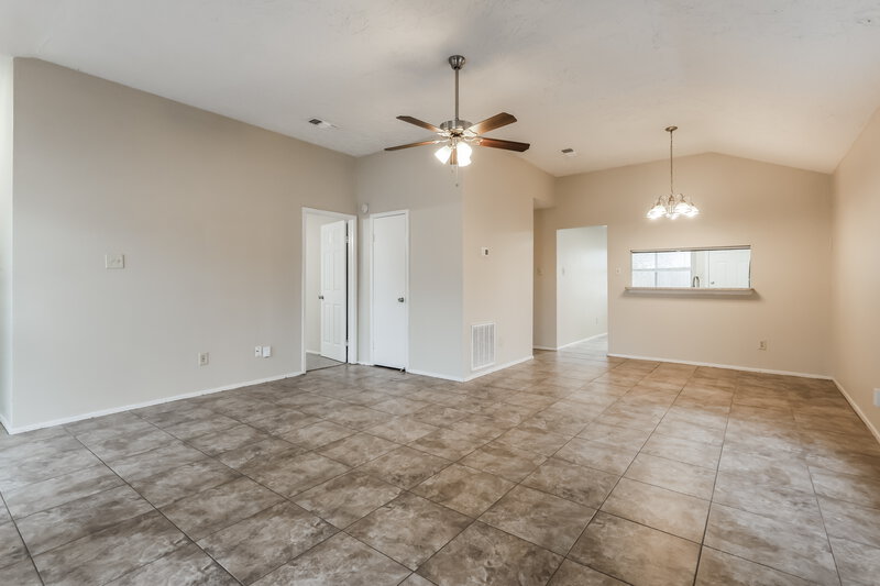 1,465/Mo, 2438 Autumn Springs Ln Spring, TX 77373 Living Room View 3