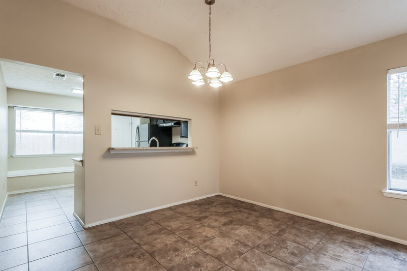 1,465/Mo, 2438 Autumn Springs Ln Spring, TX 77373 Dining Room View