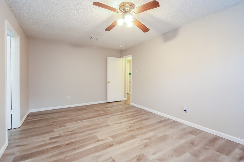 1,885/Mo, 5215 Sweetwind Ln Spring, TX 77373 Main Bedroom View