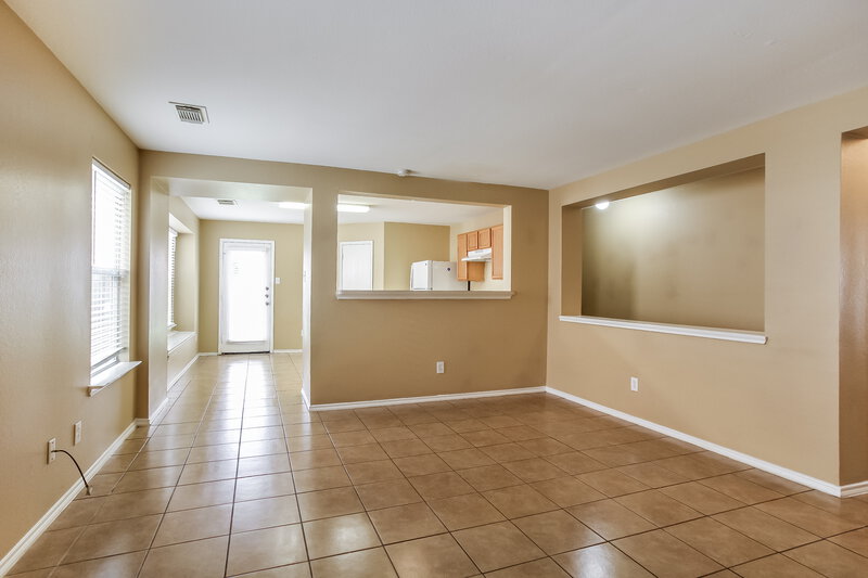 1,795/Mo, 11315 Flying Geese Ln Tomball, TX 77375 Living Room View