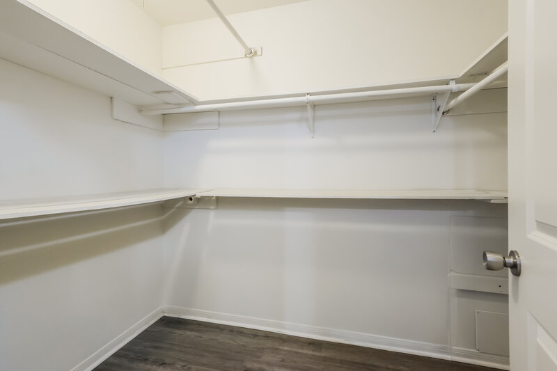 1,895/Mo, 1010 Hickory Post Ct Tomball, TX 77375 Amenities View