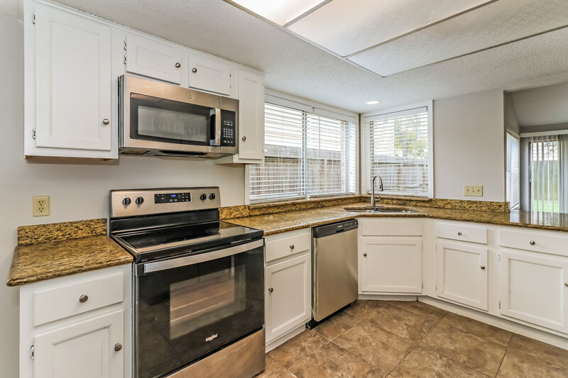 1,945/Mo, 7707 Leafbrook Lane Spring, TX 77379 Kitchen View 2